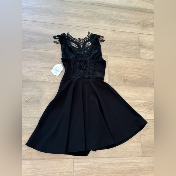 NWT Altard State Lace Back Dress - Picture 3 of 3